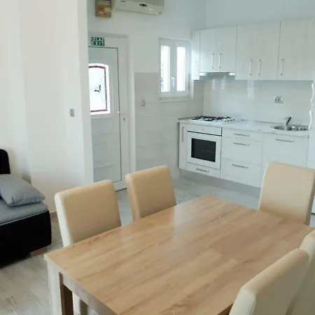 Vinko Apartmán *
